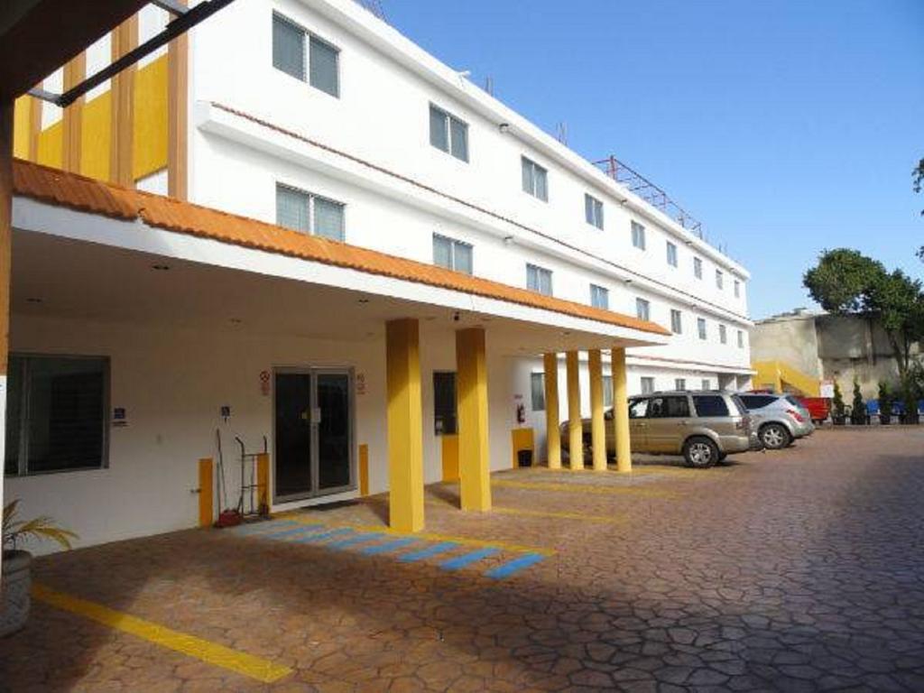 Hotel Las Dalias Inn เมริดา ภายนอก รูปภาพ